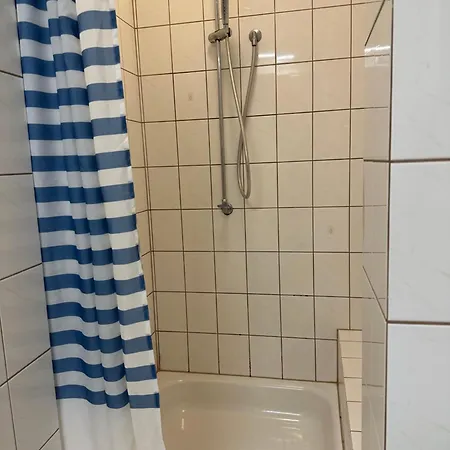 City-wohnung 12a شقة