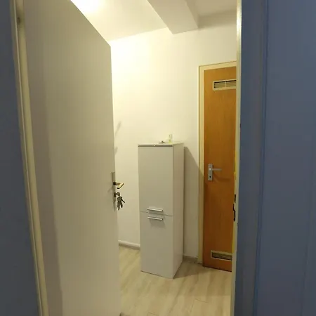 City-wohnung 12a شقة *